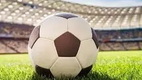 沈丹萍65岁再创新高，娱乐圈集体陷入寂静